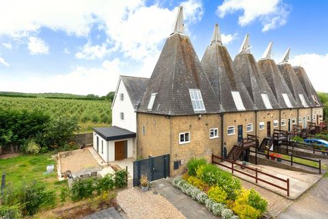 3 bedroom terraced house for sale, Denstead Lane, Canterbury CT4