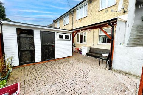 75 Elmcroft Close, Feltham, TW14 9HJ