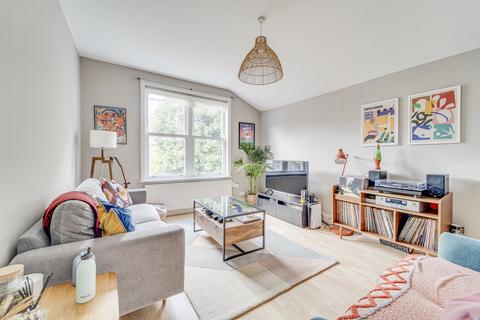 1 bedroom apartment for sale, Elder Avenue, Crouch End N8