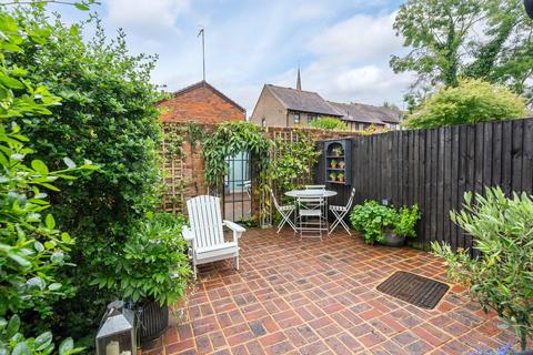 2 bedroom terraced house for sale, Meadowbrook Road, Dorking