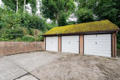 42 Limeway Terrace, Dorking, RH4 1HZ