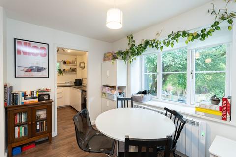 42 Limeway Terrace, Dorking, RH4 1HZ