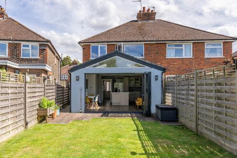 23 Oakdene Close, Brockham, Betchworth, RH3 7JZ