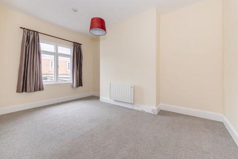 2 bedroom flat for sale, High Street, Uckfield