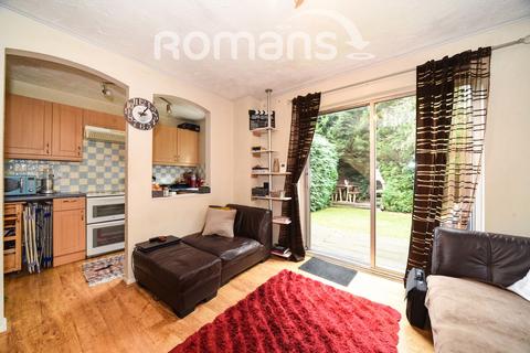 1 bedroom cluster house to rent, All Saints Close, Wokingham