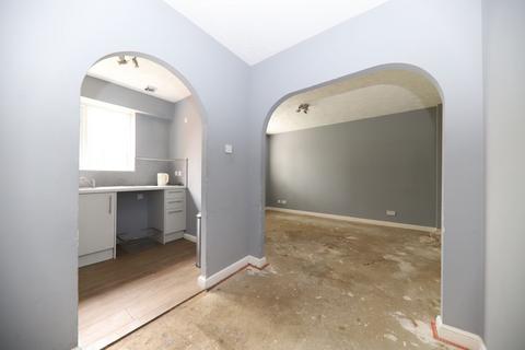 2 bedroom flat for sale, St. Peters Close, Rickmansworth WD3