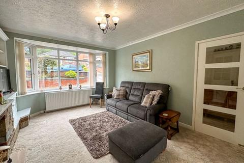 3 bedroom detached house for sale, Windsor Drive, Leek, Staffordshire Moorlands, ST13