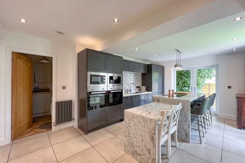 30 Cinderhill Lane, Scholar Green, Stoke-on-trent, ST7 3HT