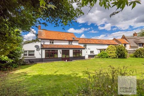 5 bedroom character property for sale, Mill Street, Norwich NR10