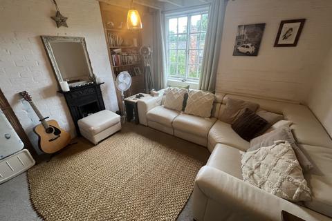 2 bedroom cottage to rent, Poplar Row, Darley Abbey, DE22