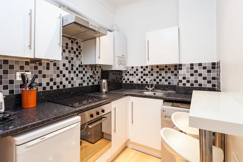 2 bedroom flat to rent, Hackney Road, Hackney, E8