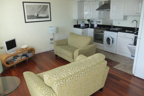 2 bedroom apartment to rent, Luccombe Road, Shanklin