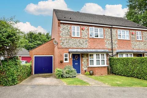 3 bedroom semi-detached house for sale, Four Oaks, Chesham