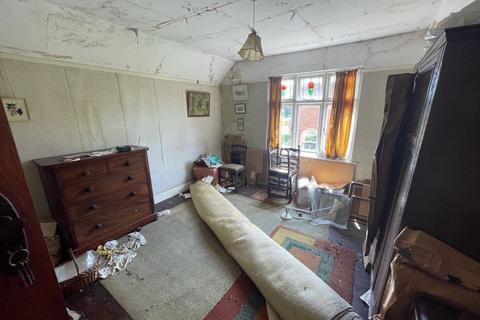 3 bedroom detached bungalow for sale, Wrexham Road, Johnstown