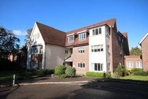 2 bedroom apartment to rent, EPSOM ROAD, LEATHERHEAD, KT22