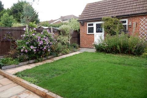 32 The Ridgeway, Gidea Park, Romford, RM2 5BT