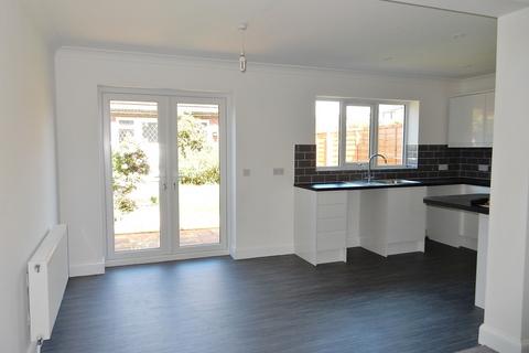 32 The Ridgeway, Gidea Park, Romford, RM2 5BT