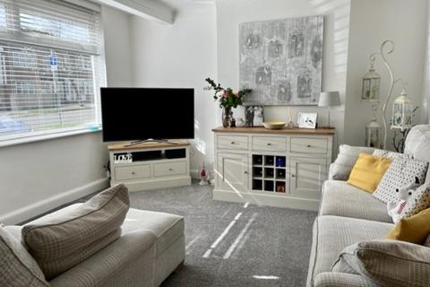 32 The Ridgeway, Gidea Park, Romford, RM2 5BT