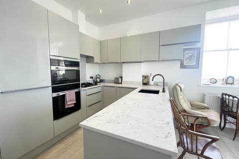 2 bedroom apartment for sale, Den Promenade, Teignmouth