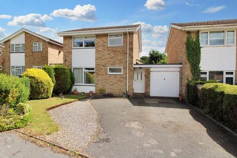 3 bedroom detached house for sale, Mulberry Court, Holmer Green HP15