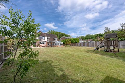 4 bedroom detached house for sale, Purley CR8