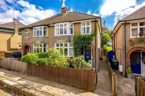 3 bedroom semi-detached house for sale, Meadow View, Banbury OX17