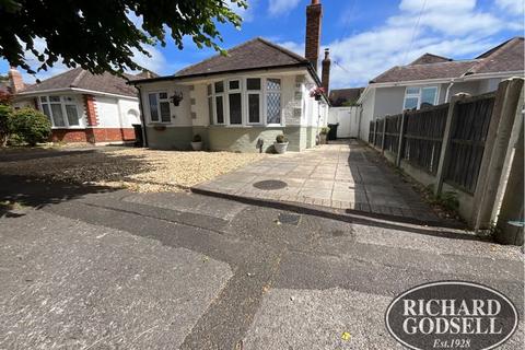 3 bedroom detached bungalow for sale, CHRISTCHURCH