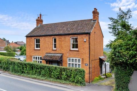 3 bedroom detached house for sale, Chilkwell Street, Glastonbury