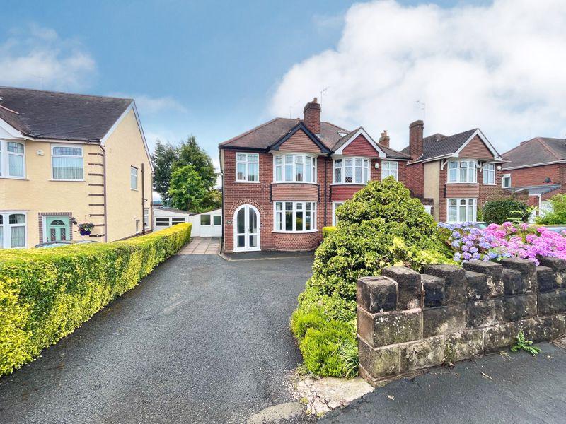Amblecote Road, Brierley Hill DY5 3 bed semidetached house for sale