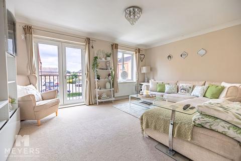 3 bedroom townhouse for sale, St. Georges Drive, Bournemouth, BH11