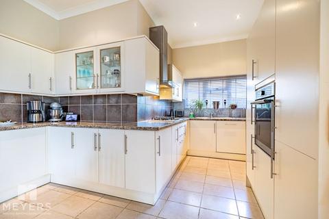 16 Iddesleigh Road, Bournemouth, BH3 7JR