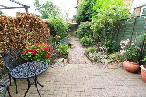 5 Berwick Way, Sandy, SG19 1TR