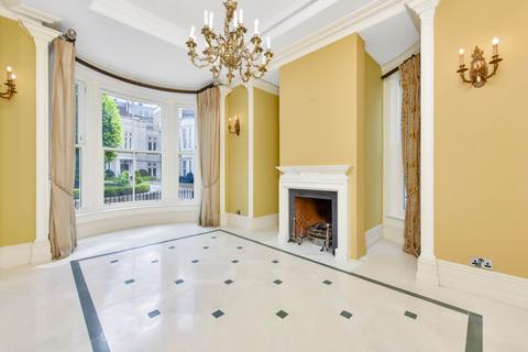 6 bedroom house for sale, Wycombe Square, Kensington W8