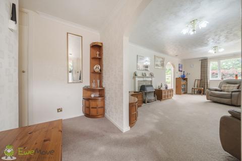 2 Barlows Road, Tadley, RG26 3NA