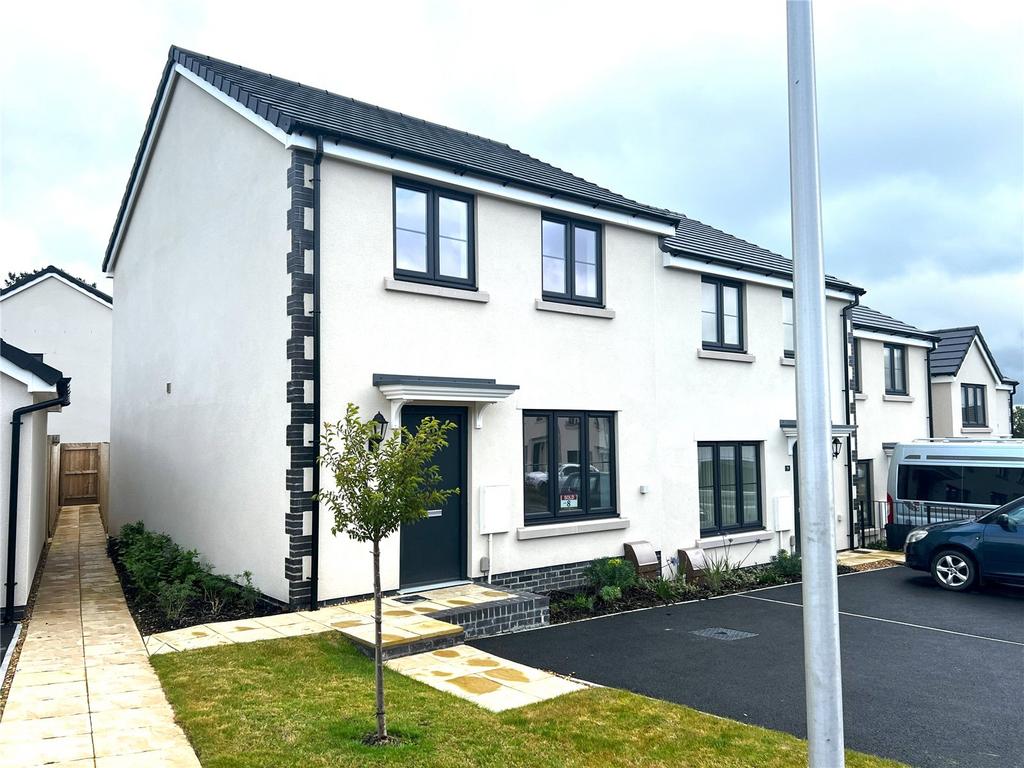 Cross Park, Buckland Brewer... 2 bed end of terrace house to rent £