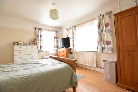 2 bedroom property to rent, Foxon Lane, Caterham, Surrey, CR3