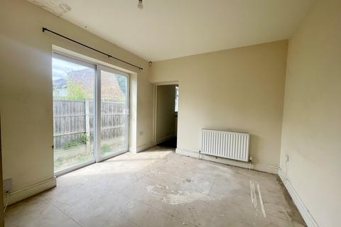 1 Hastings Road, Southend-on-sea, SS1 2DR