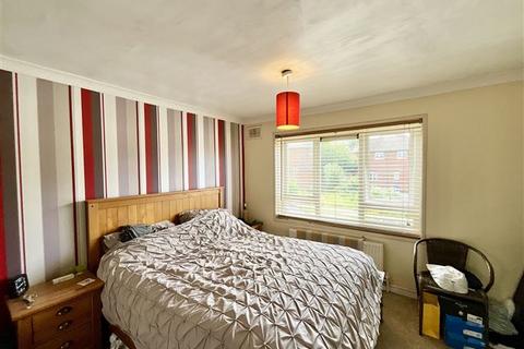 7 Ballifield Avenue, Sheffield, S13 9HN