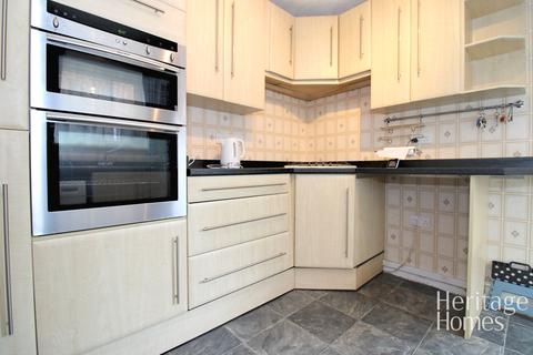 3 bedroom terraced house for sale, Century Road, Great Yarmouth, NR31 0BX