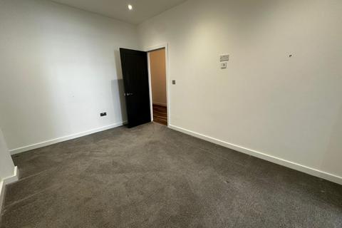 undefined, Flat 3, The Binding House