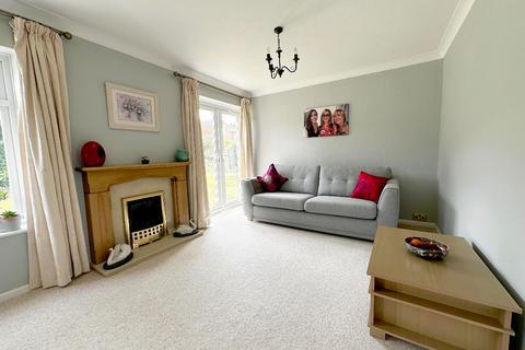 3 bedroom detached house for sale, Normandy Close, Hampton Magna, Warwick