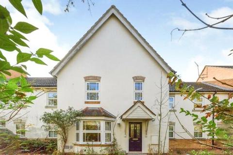 4 bedroom terraced house for sale, Kendall Place, Medbourne, Milton Keynes, Buckinghamshire, MK5