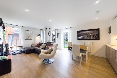 3 bedroom flat to rent, Baroque Gardens, Grand Canal Avenue, London, SE16