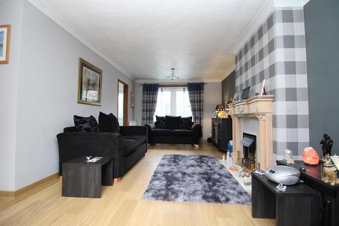 3 bedroom end of terrace house for sale, Main Street, Fauldhouse EH47