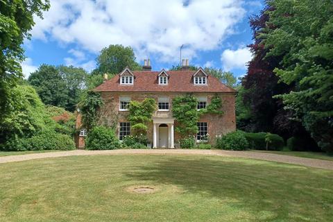 6 bedroom detached house to rent, Newdown Farmhouse, Micheldever