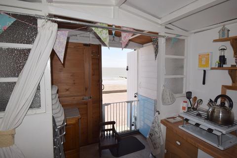 Chalet for sale, Esplanade, Frinton on Sea CO13