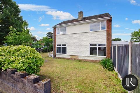 3 bedroom detached house for sale, Lodge Road, Rugeley WS15