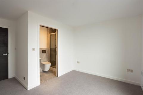 3 bedroom apartment for sale, Redeness Street, York YO31