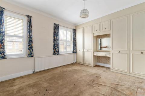 23 Halstead Road, Wanstead, London, E11 2AY