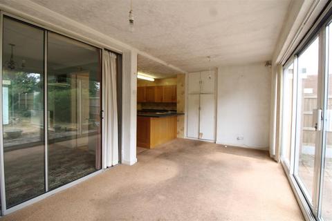 11 Redhill Close, Stourbridge, DY8 1NF